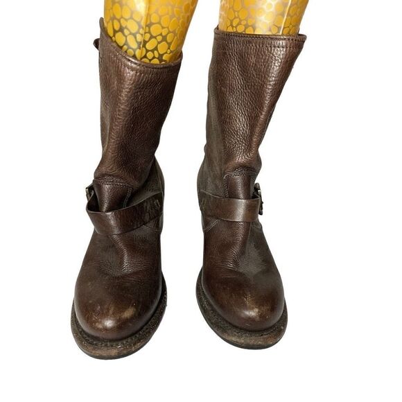 Frye 76295 Vera Short Engineer Motorcycle Brown Belted Leather Boots Womens 6 B - Picture 6 of 10